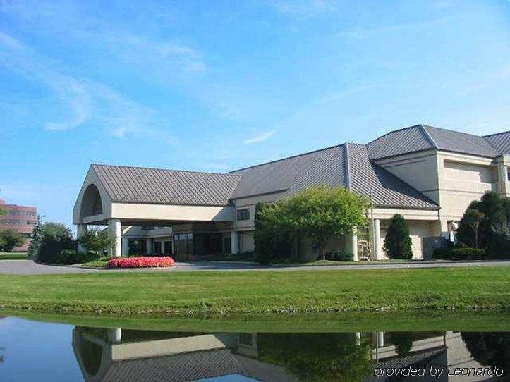 ホームウッド スイーツ バイ ヒルトン インディアナポリス カーメル エクステリア 写真